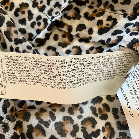 Mango sheer leopard print long sleeve button down blouse M - Picture 5 of 9